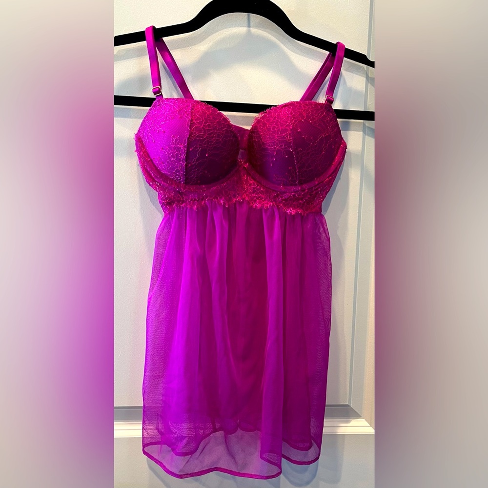 Victoria’s Secret 34B Sheer Pink Slip